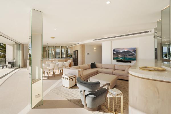 Terrigal Apartment